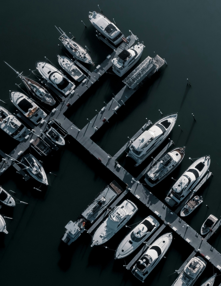 https://propspeed.sgp1.digitaloceanspaces.com/Forms/Boats-in-the-marina.jpg