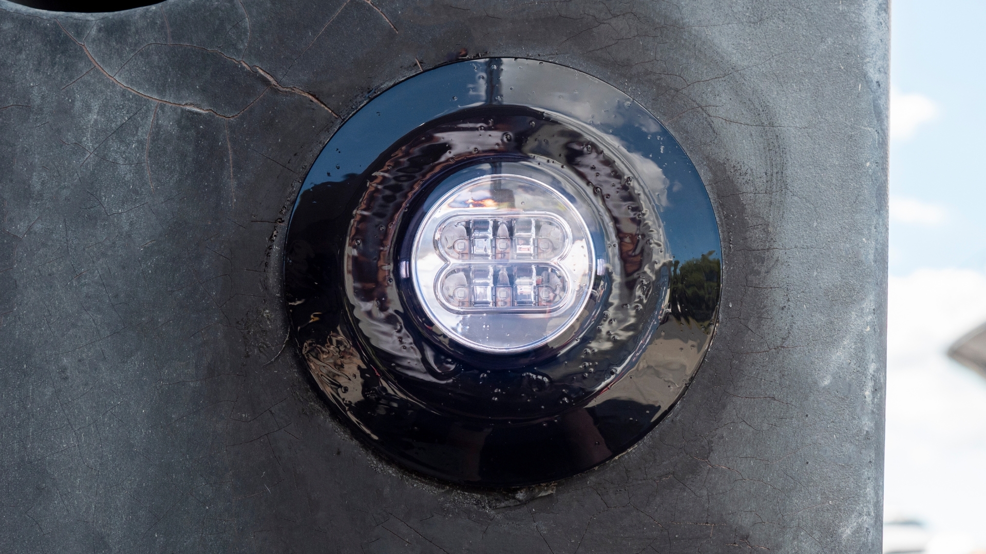 https://propspeed.sgp1.digitaloceanspaces.com/Product-Lightspeed/Lightspeed-Gallery/16-Lightspeed-Applied-to-boat-lights.jpg