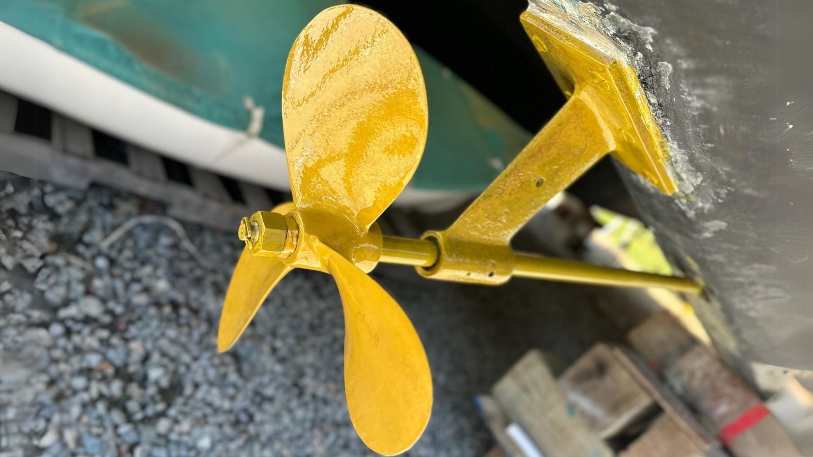 https://propspeed.sgp1.digitaloceanspaces.com/Propspeed-Product/Propspeed-Gallery/10-Propspeed-on-Sail-boat-prop.jpg